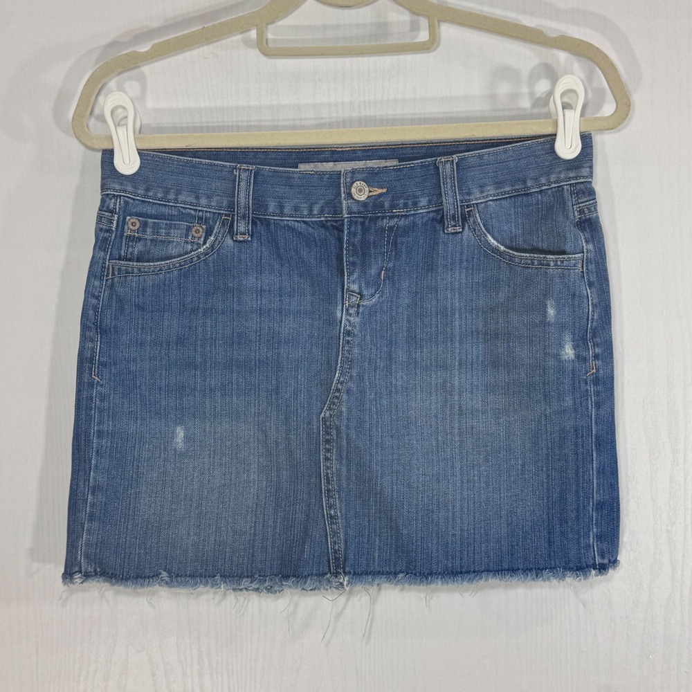 Old Navy‎ Denim Mini Skirt Blue Women Size 2 Raw Hem Pockets